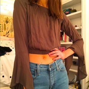 70s style flowey shirt